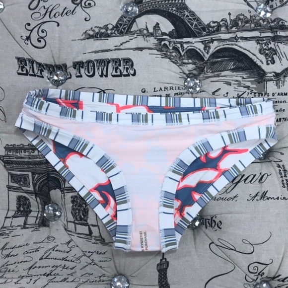 Maaji Sundown Carnival Reversible Bikini Bottoms - Picture 6 of 10